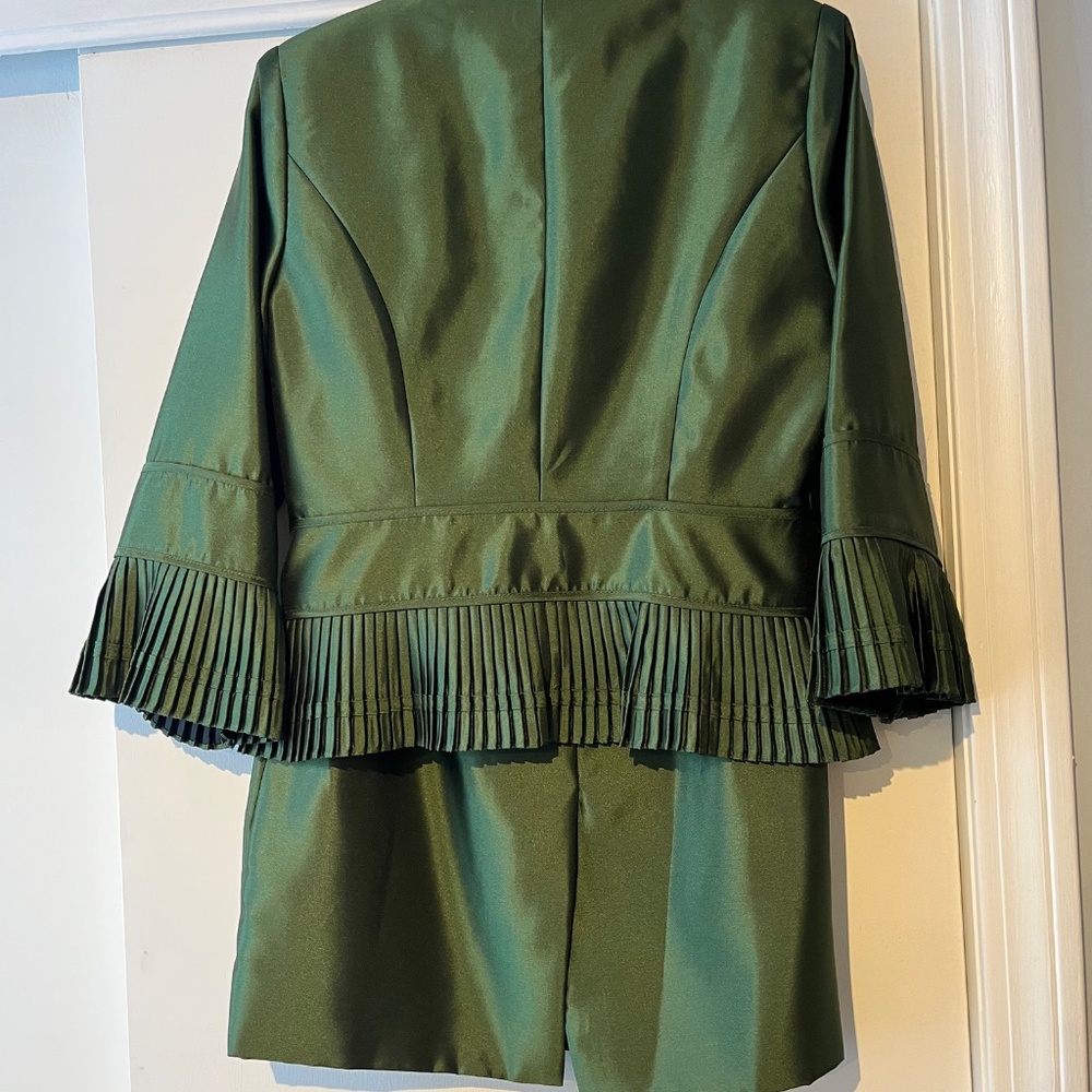 JS Collection suits - Picture 3 of 6
